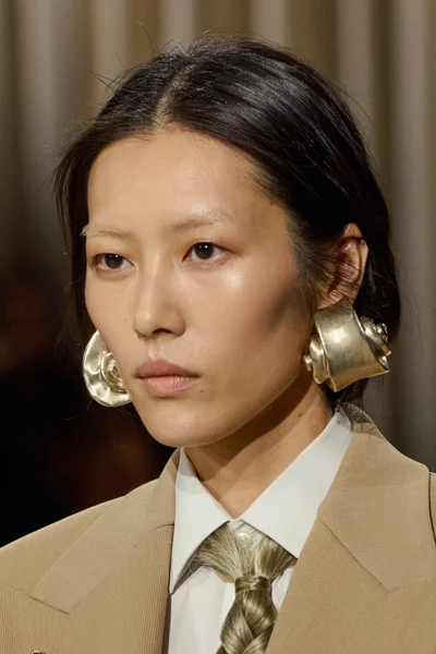 Look 6